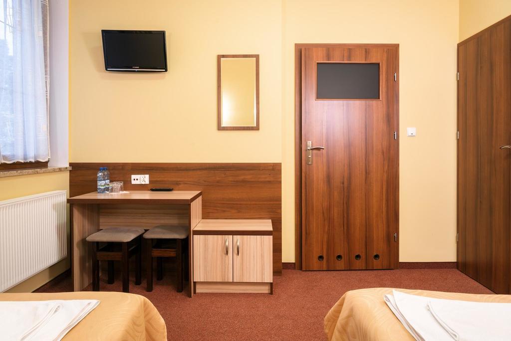 Vera Sulechow Room photo